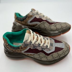 Gorgeous Gucci Rhyton unisex sneakers size 41 Euro, 10 W, 8.5 M